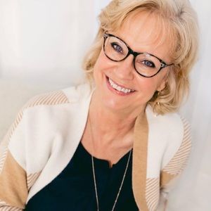 Meet your Posher, Lori